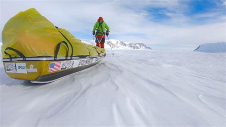 
Explorer Begins 1,100-Mile Trek to Become First Woman to Finish Solo, Unsupported Crossing of Antarctica 