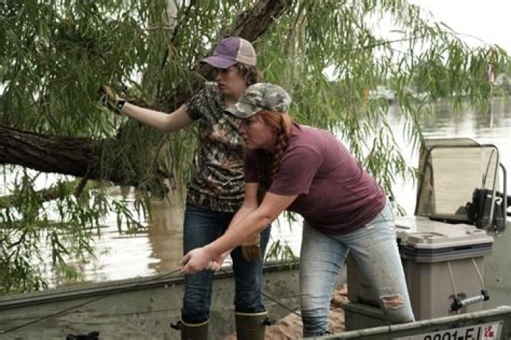 Facts About New Hunter Anna Ribbeck On Swamp People