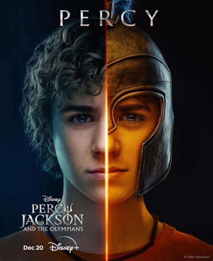 Fans Wonder If Walker Scobell Dye His Hair Black For The Role Of Percy Jackson On Disney Plus