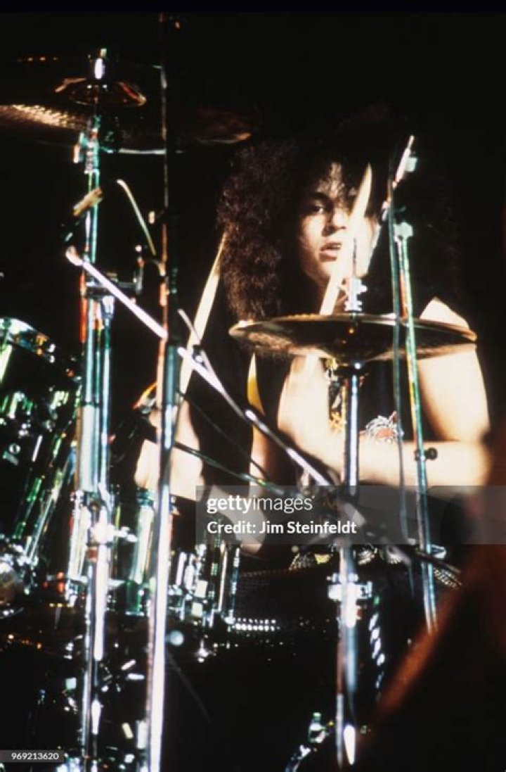 Fred Coury Net Worth