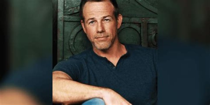 Gary Weeks Net Worth: Details About Home, Income, Movie, Career, Age, Car - SarkariResult