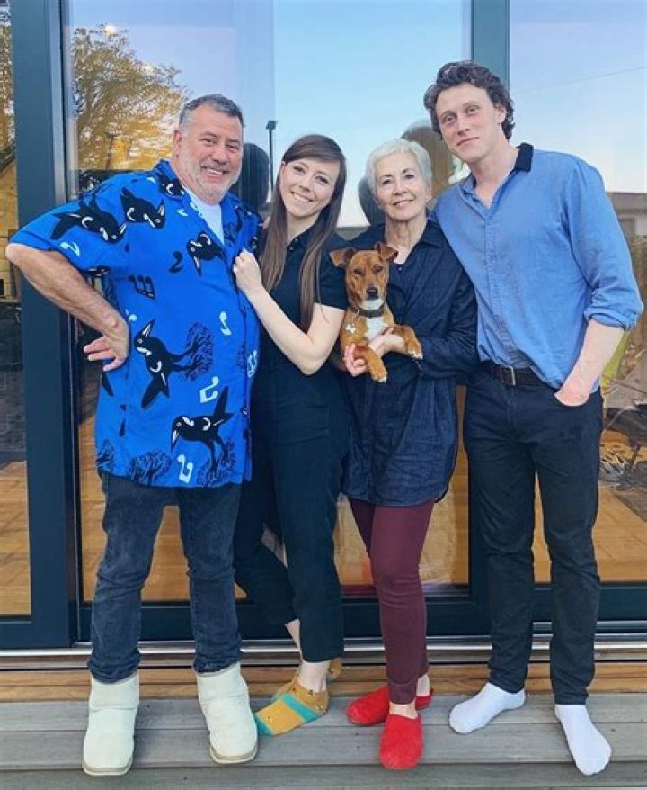 George MacKay Parents: Meet Paul Mackay And Kim Baker