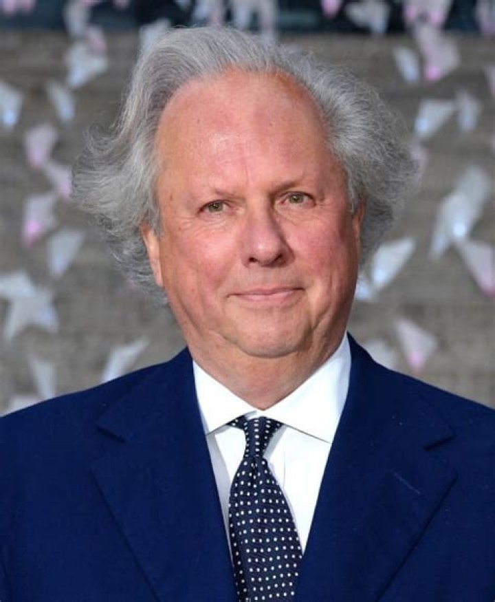 Graydon Carter Net Worth, Income, Salary, Earnings, Biography