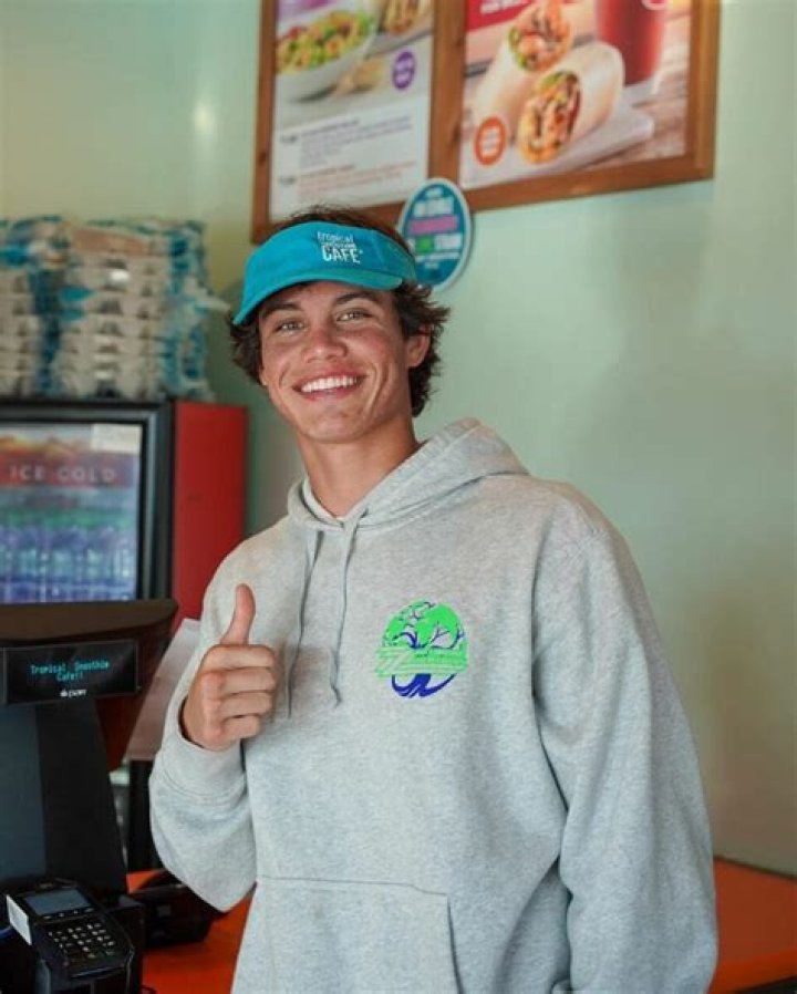 Harvey Bass (TikTok Star) Biography, Age, Height, Net Worth