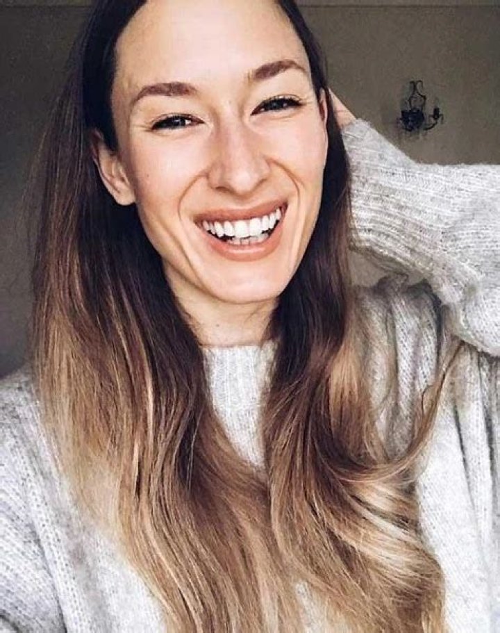 Hayley Warnes Age, Wiki, Biography, Height, Partner, Instagram