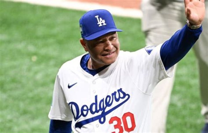 How Much Money Does Dave Roberts Make? Revealing the Dodgers Manager's Income - SarkariResult