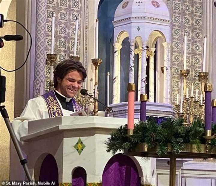 How Old Is Alex Crow? Former Alabama Priest Marries 18-Year-Old He Fled To Italy With - SarkariResult