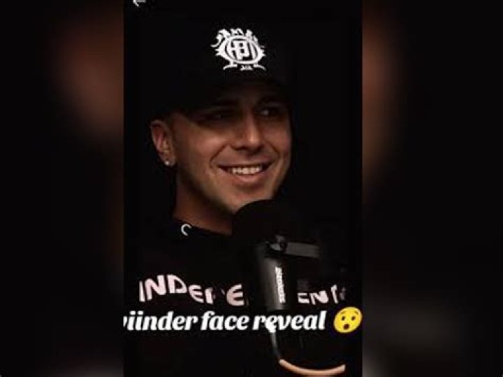 How Old is LiBand? Age Revealed