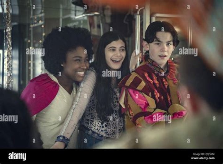 How Old Is The Last Bus Lauryn Ajufo Age? Her Height And Parents Details