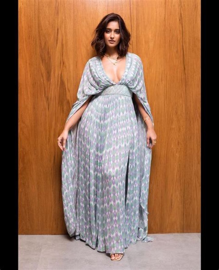 Ileana D’Cruz Height, Weight, Net Worth, Age, Birthday, Wikipedia, Who, Nationality, Biography