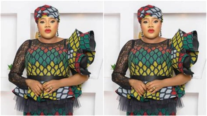 
In Honor Of 2022 Teacher’s Day, Toyin Abraham Highlights The Unique Qualities Of Teachers. 