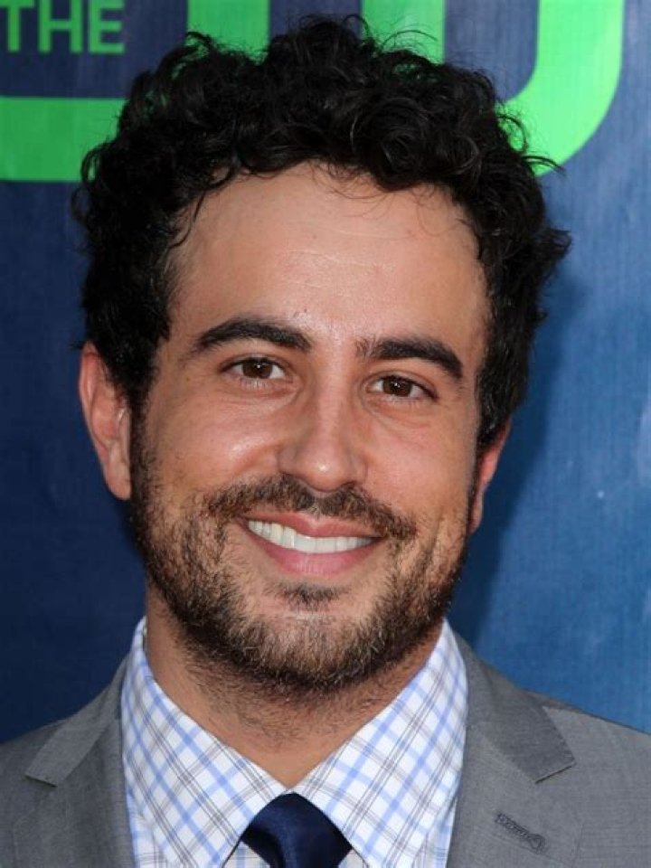 
Is Actor Adam Korson Married? Details About His Wife Siobhan Dillon 