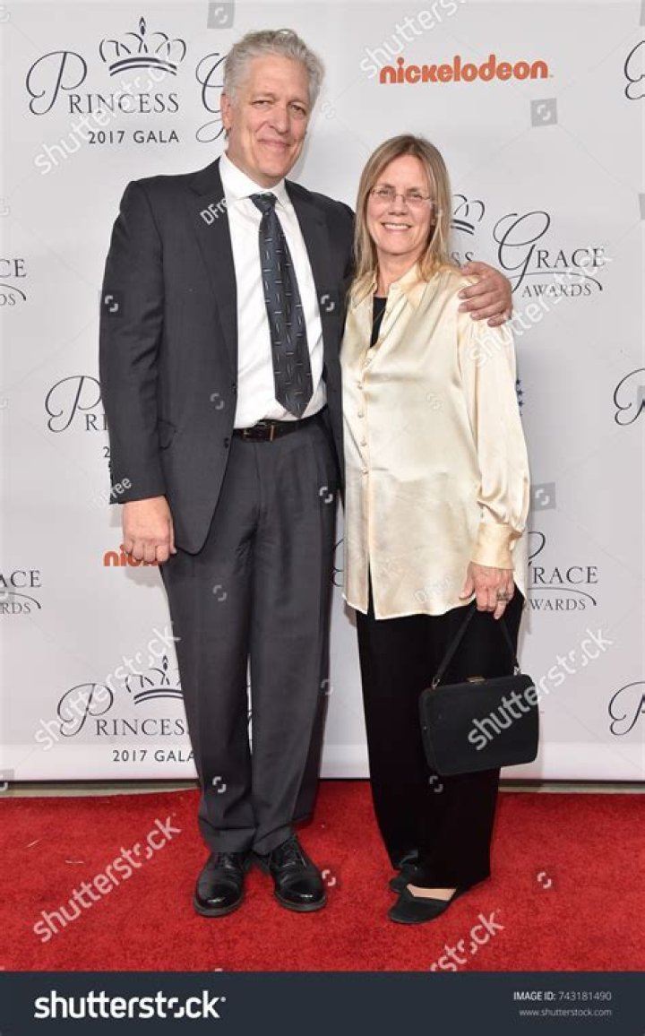 Is Clancy Brown Married happily with his wife or are they getting a divorce?