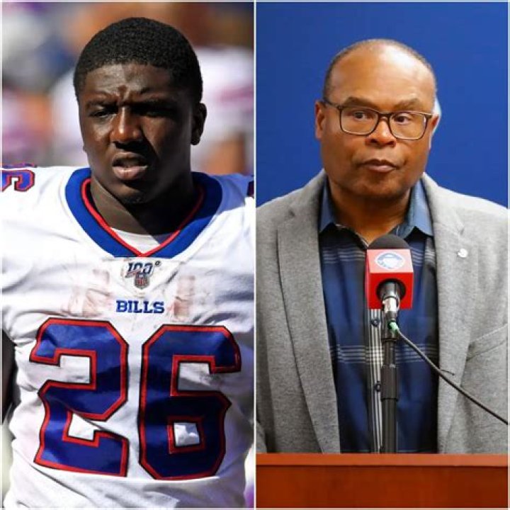 Is Devin Singletary Related To Mike Singletary From The Chicago Bears? Here’s What We Know