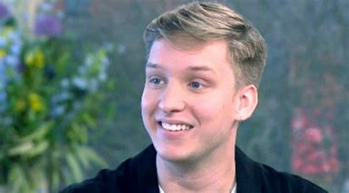
Is George Ezra Married? His Bio, Age, Wife, Parents, Family, Net worth, Height and Weight 