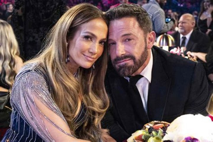 Is Jennifer Lopez Expecting Baby Again in 2023? The Latest Updates and Rumors - SarkariResult
