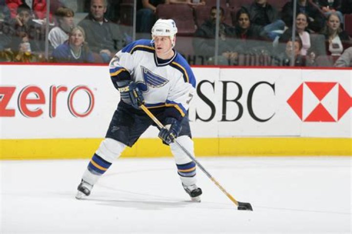 Is Keith Tkachuk related to Walt Tkachuk?