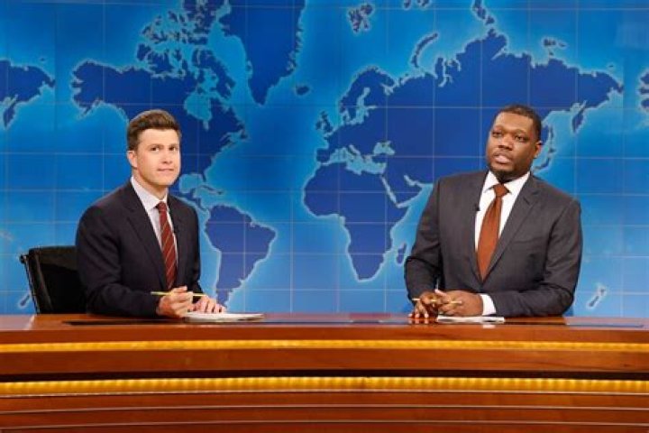 
Is Michael Che Really Leaving SNL & Where Is The Weekend Update Host Going? 