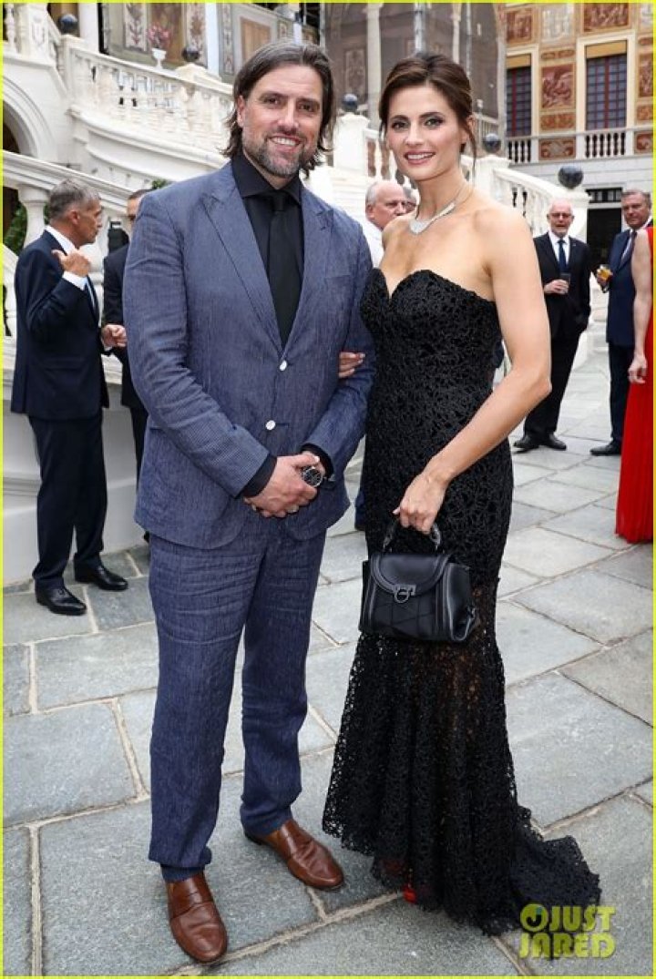 
Is Stana Katic Pregnant With A Baby in 2022? How Many Kids Does She Have With Husband Kris Brkljac? 