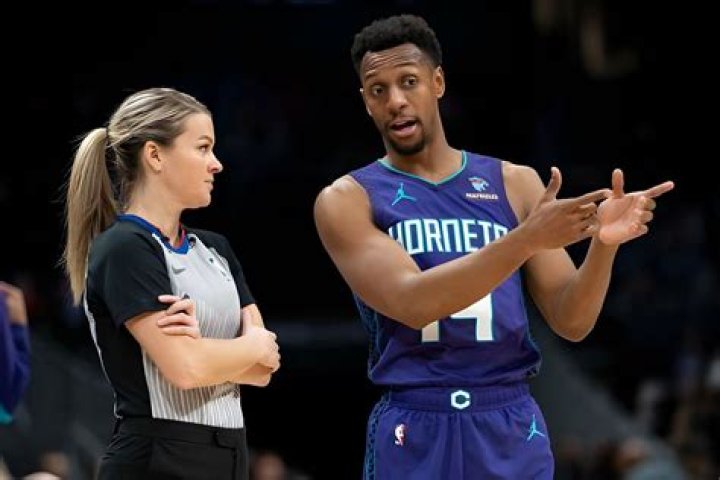 Ish Smith Net Worth: Career, Family, Age, Income, Wiki, Bio, All You Need to Know - SarkariResult