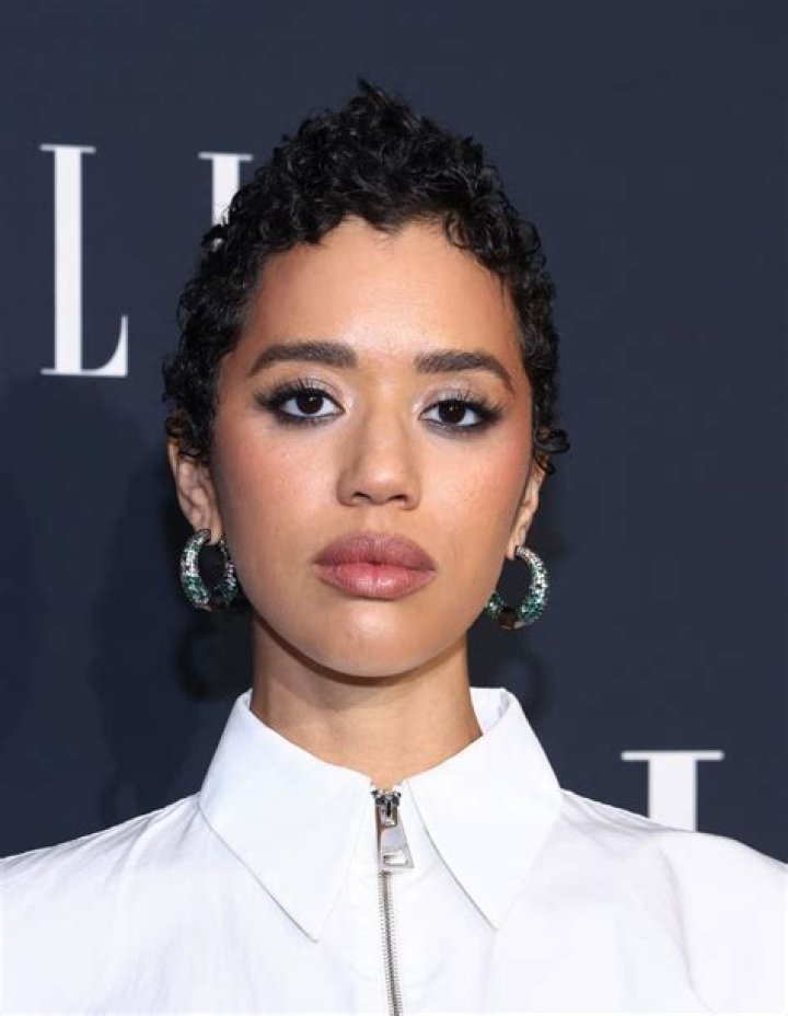 Jasmin Savoy Brown