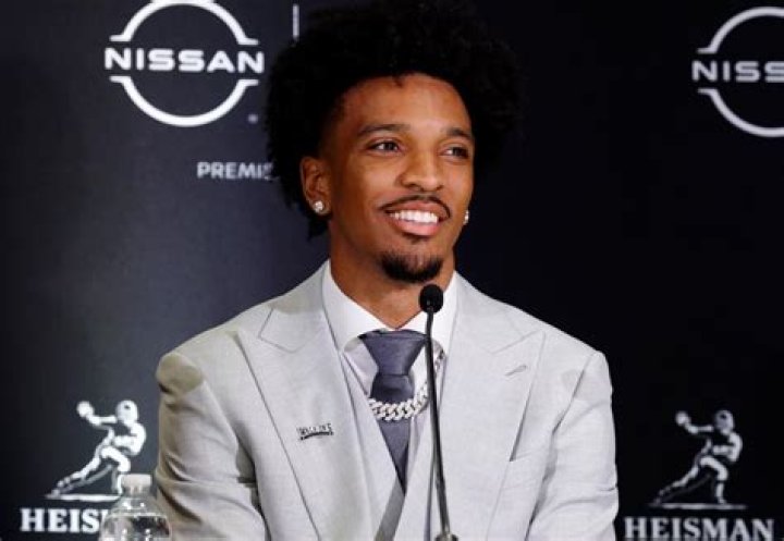 Jayden Daniels Age, Wiki, Biography, Wife, Children, Salary, Net Worth, Parents