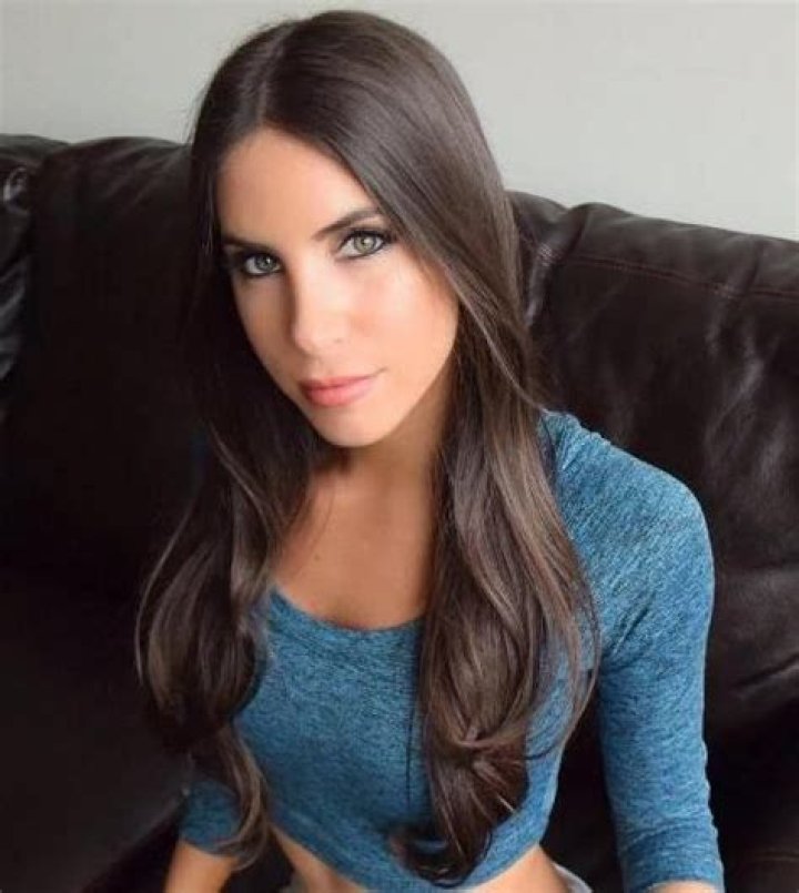 Jen Selter Height, Weight, Measurements, Bra Size, Shoe Size