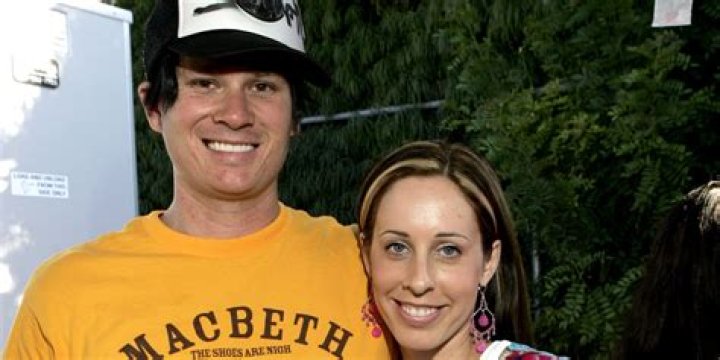 Jennifer DeLonge Biography, Age, Husband and Designs