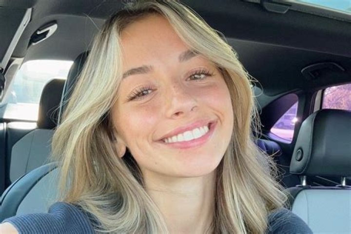 Jessica McKenna Net Worth