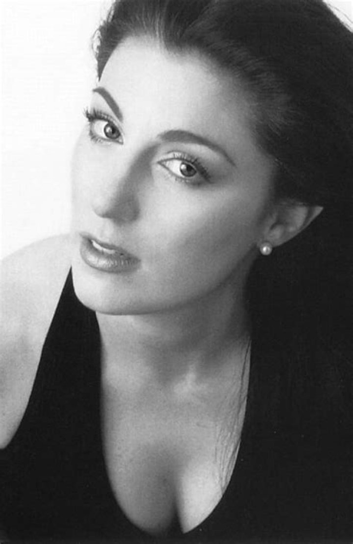 Jewel Donohue Net Worth