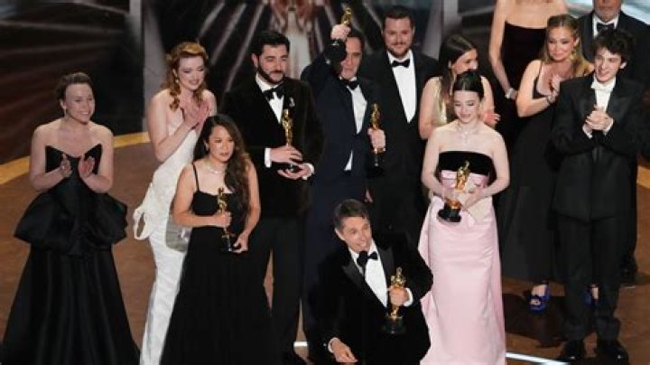 John Leguizamo Makes Exquisite Appearance On Oscars & Fans Wonder How Much He Has Made Through Movies