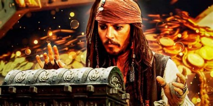 
Johnny Depp returning to Fantastic Beasts and Pirates of The Caribbean? 