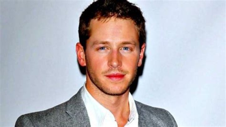 Josh Dallas Height, Weight, Body Measurements, Shoe Size