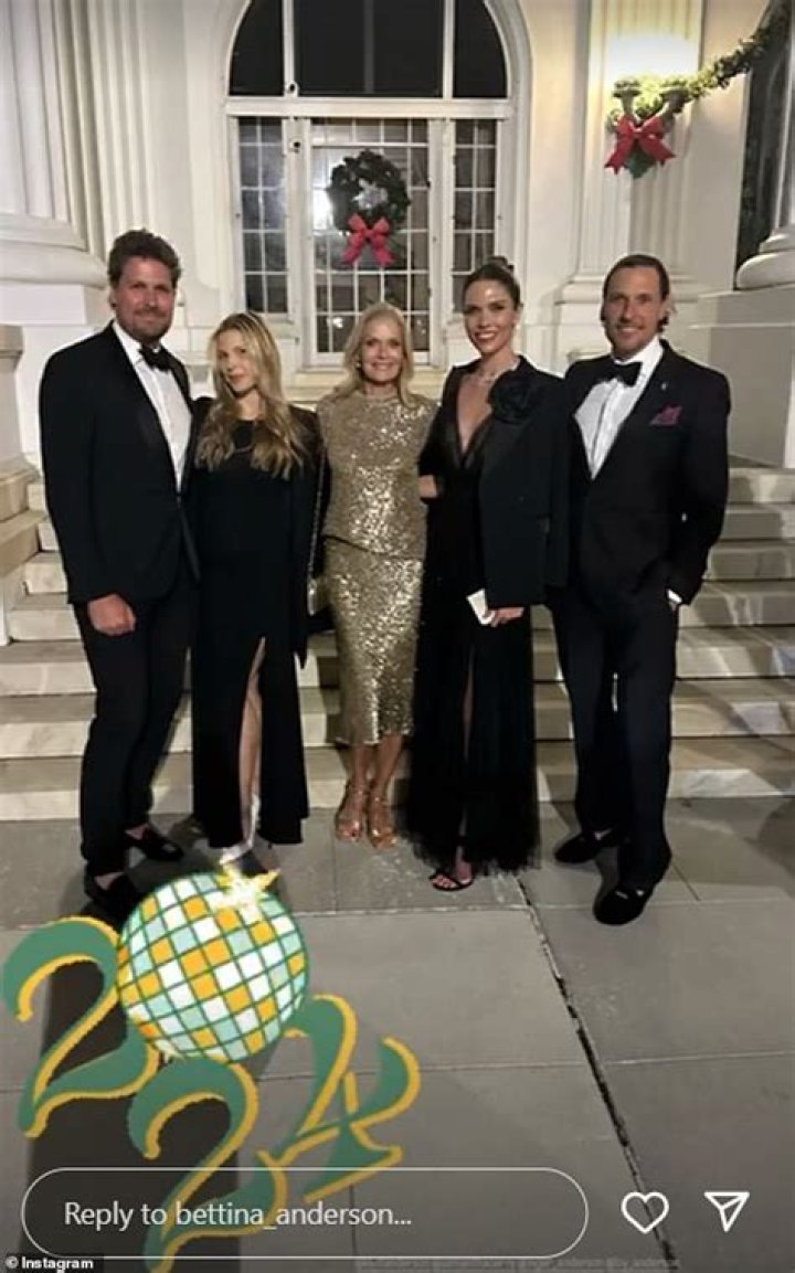 Julie Andersen Net Worth