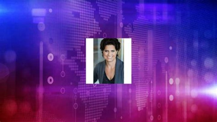 Julie Uhrman Net Worth