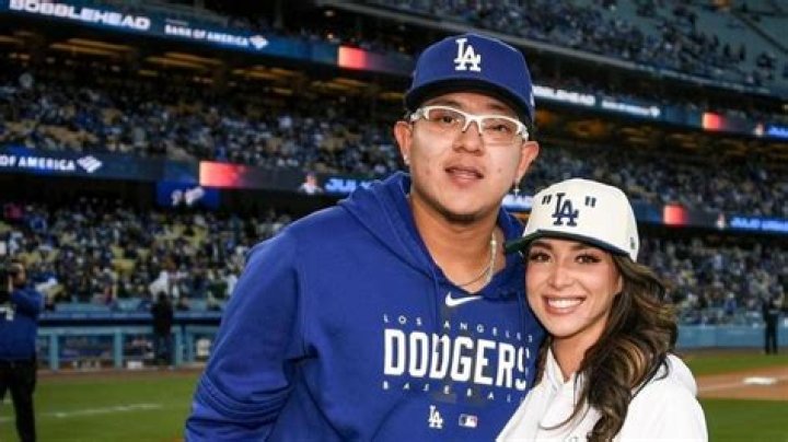 Julio Urias Age, Wiki, Biography, Wife, Children, Salary, Net Worth, Parents