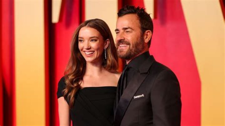 Justin Theroux New Girlfriend, Early Life, Dating History, Career, Net Worth and More -Latest News