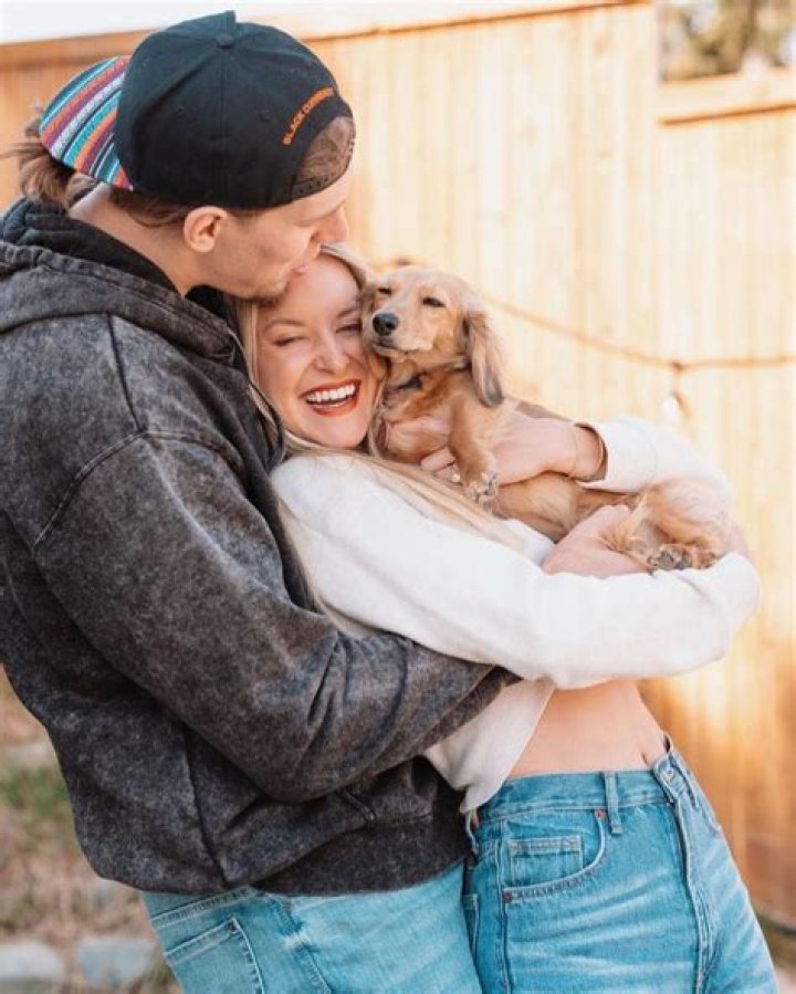 Kelly Tyler Olynyk Age, Wiki, Biography, Wife, Children, Salary, Net Worth, Parents