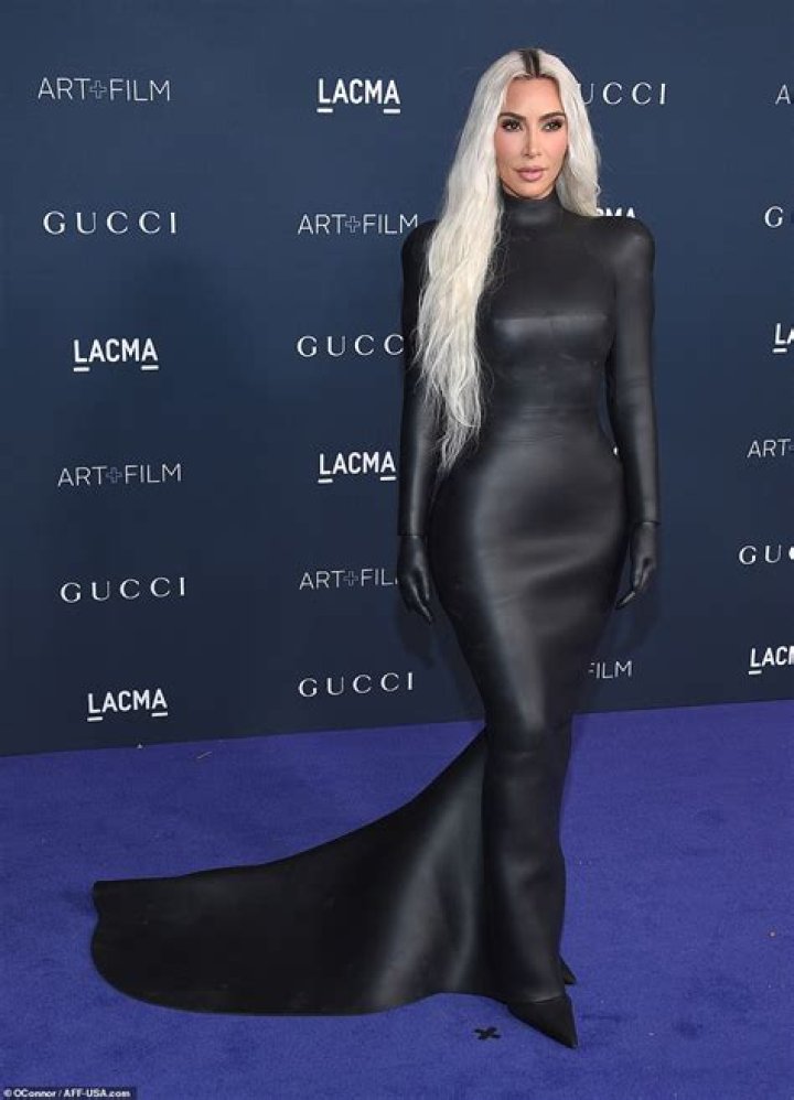 
Khloé Kardashian Wears Abs-Baring Gown as She Joins Kim Kardashian (Dressed in Vinyl!) at CFDA Awards 