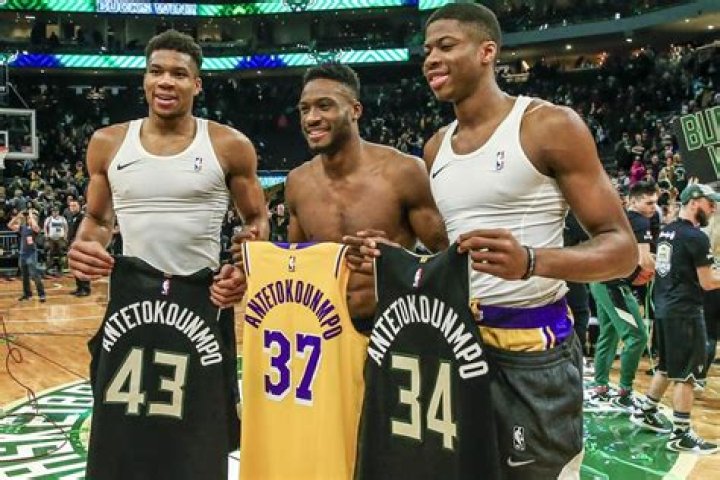 Kostas Antetokounmpo