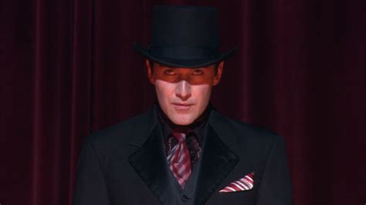 Laura Regan Net Worth