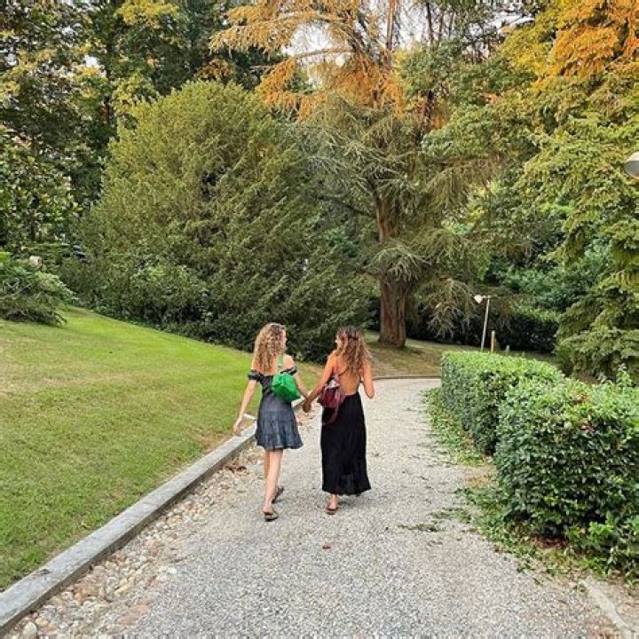 Léa Moratille Net Worth