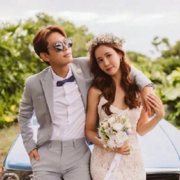 
Lee Da-hae And Se7en Have Announced Their Marriage After Dating For 8 Years 