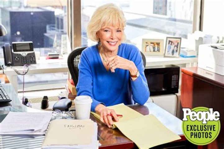 Lesley Stahl Net Worth