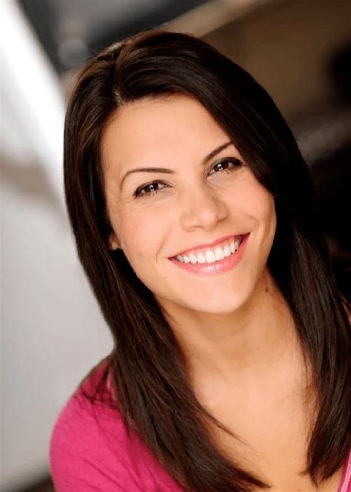 Leslie Hippensteel Net Worth