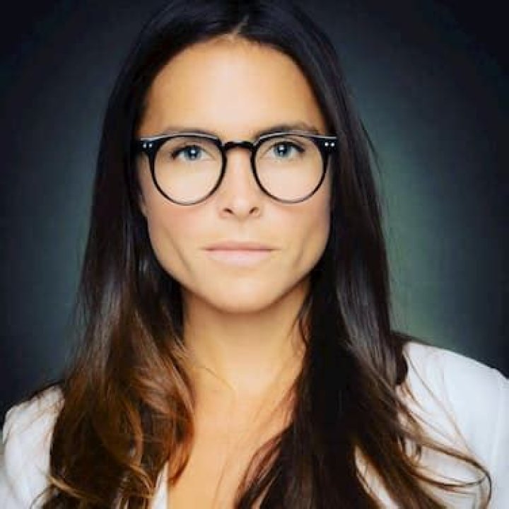 Lilia Luciano Bio, Age, Family, Husband, Kids, CBS, Awards, Salary