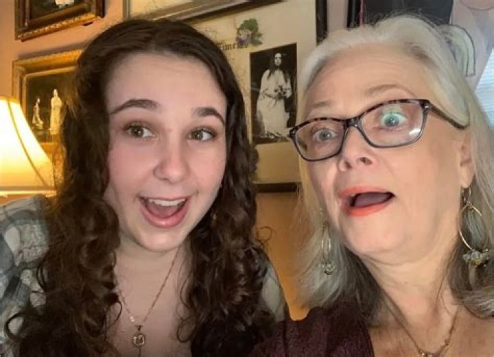 Lisbeth Bartlett Net Worth