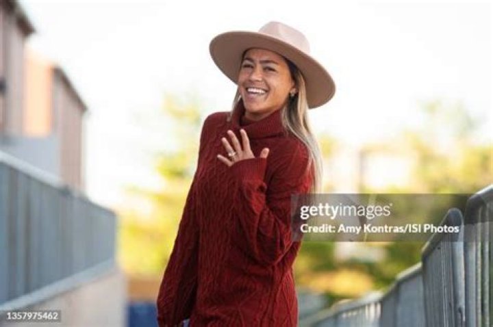 
Lo’eau LaBonta Height, Age, Husband, Biography, Wiki, Net Worth 