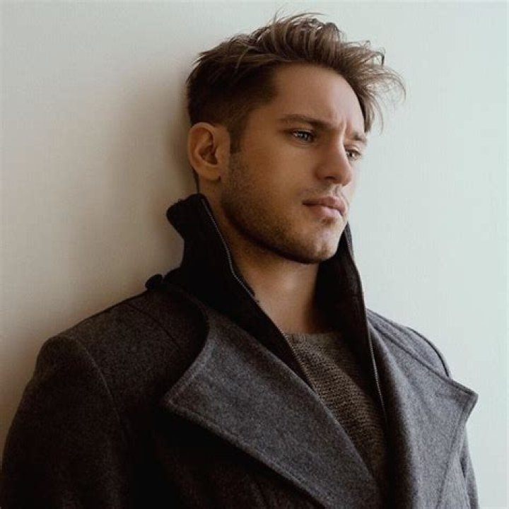 Louis Hunter Net Worth