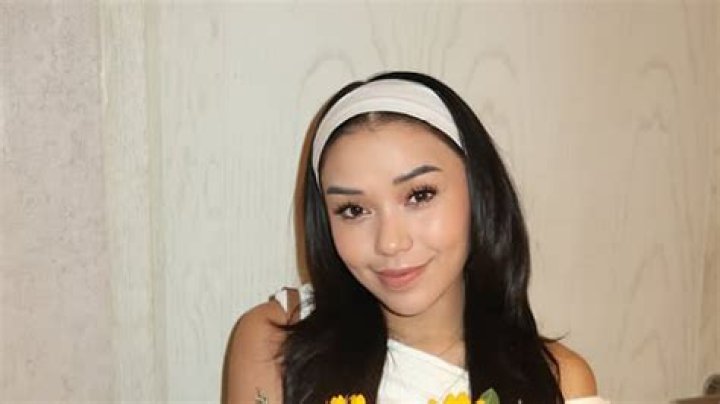 
Lula Lahfah Height, Weight, Net Worth, Age, Birthday, Wikipedia, Who, Nationality, Biography 